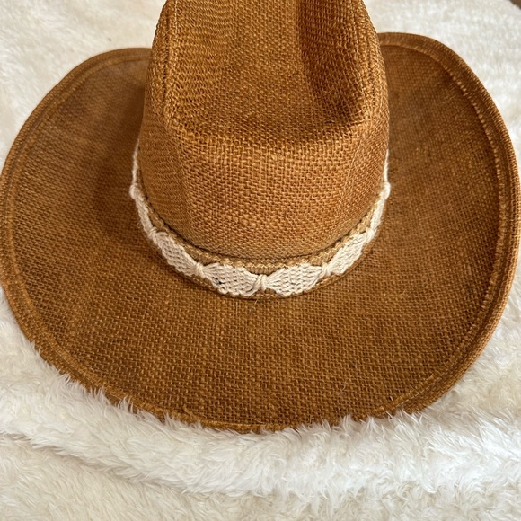 ARTEL A HAT WITH A PEDIGREE COWGIRL HAT. Size Large - Picture 3 of 6